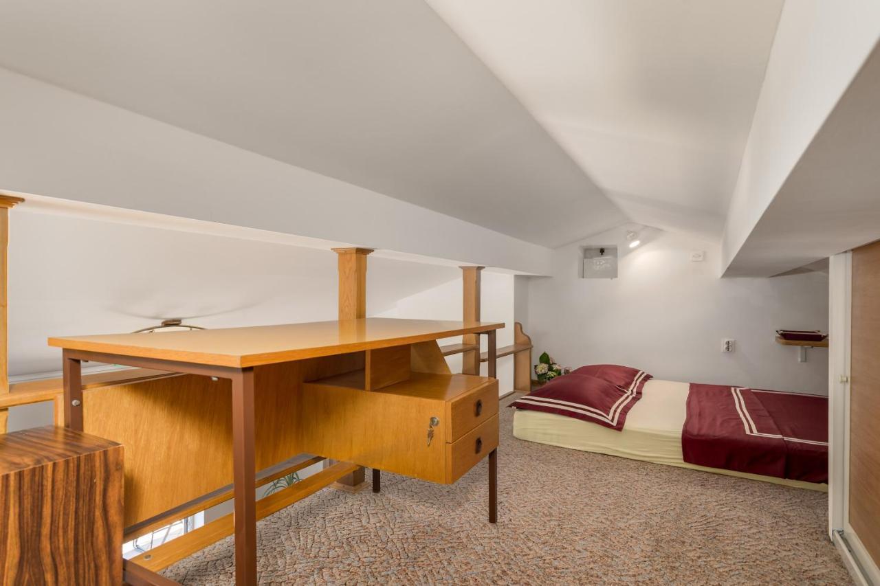 Apartment Magda With A Parking Space And Sea View Rijeka Zewnętrze zdjęcie
