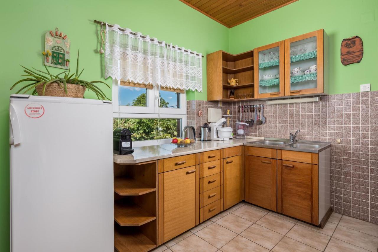 Apartment Magda With A Parking Space And Sea View Rijeka Zewnętrze zdjęcie